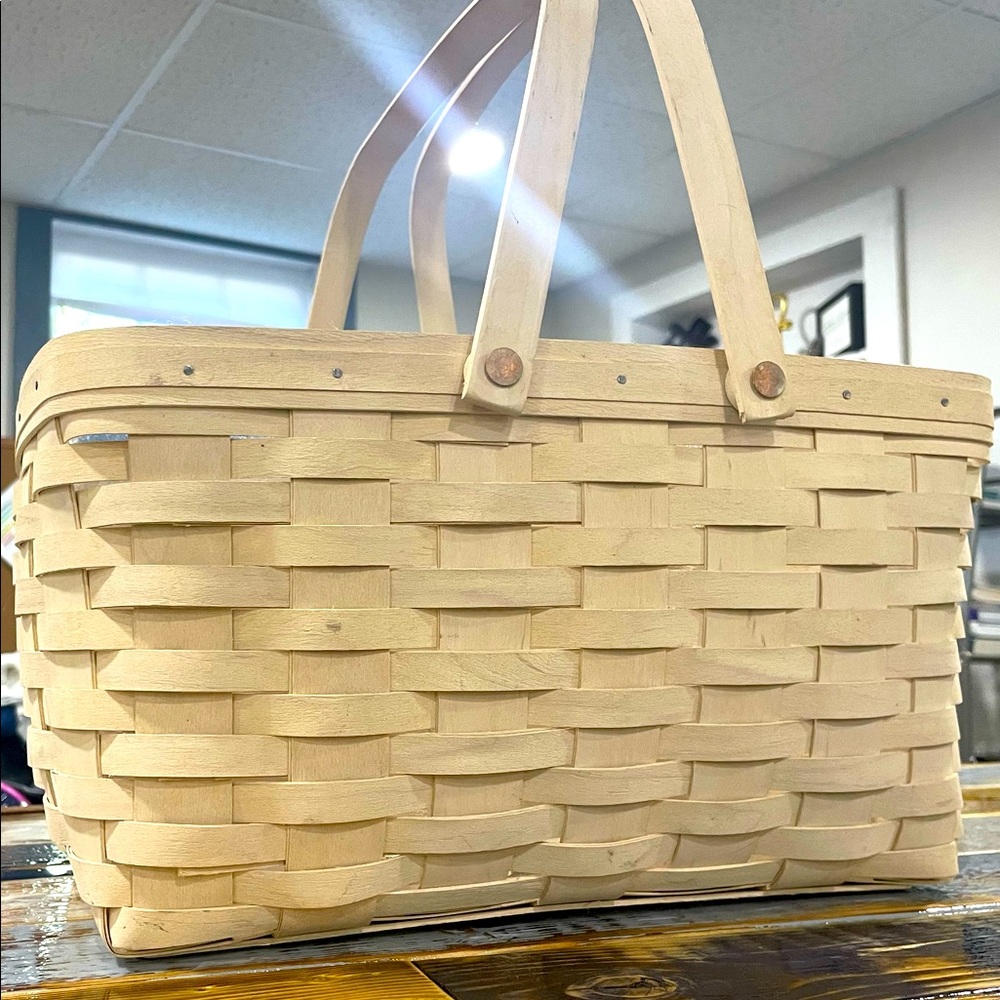 Extremely nice basket